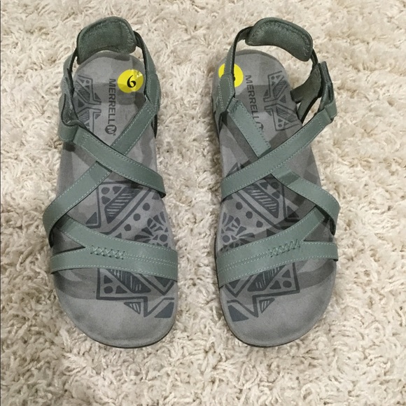 walking sneaker merrell womens sandals